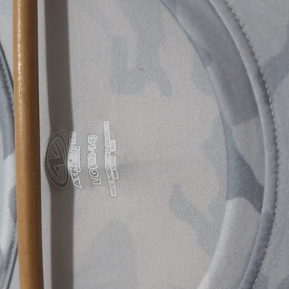 4/$12 Athletic Works Light Gray Camo Print Workout Tank Top size Large - Picture 3 of 8
